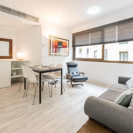 Recoletos Apartment Madrid Exterior photo