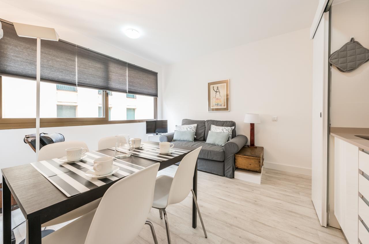 Recoletos Apartment Madrid Exterior photo
