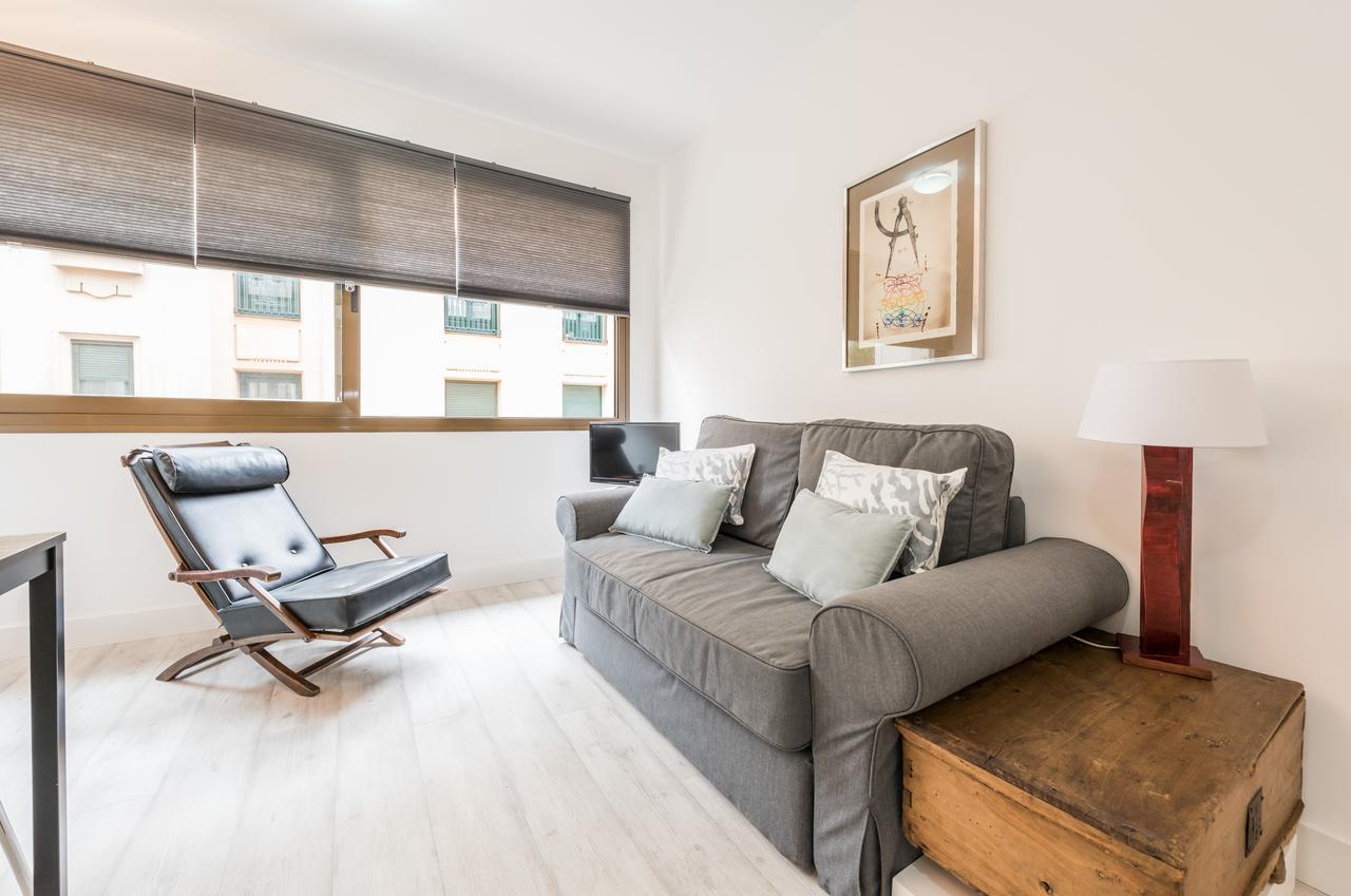 Recoletos Apartment Madrid Exterior photo