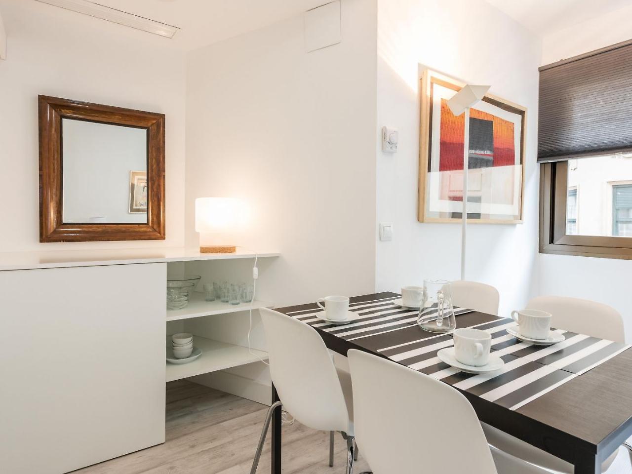 Recoletos Apartment Madrid Exterior photo